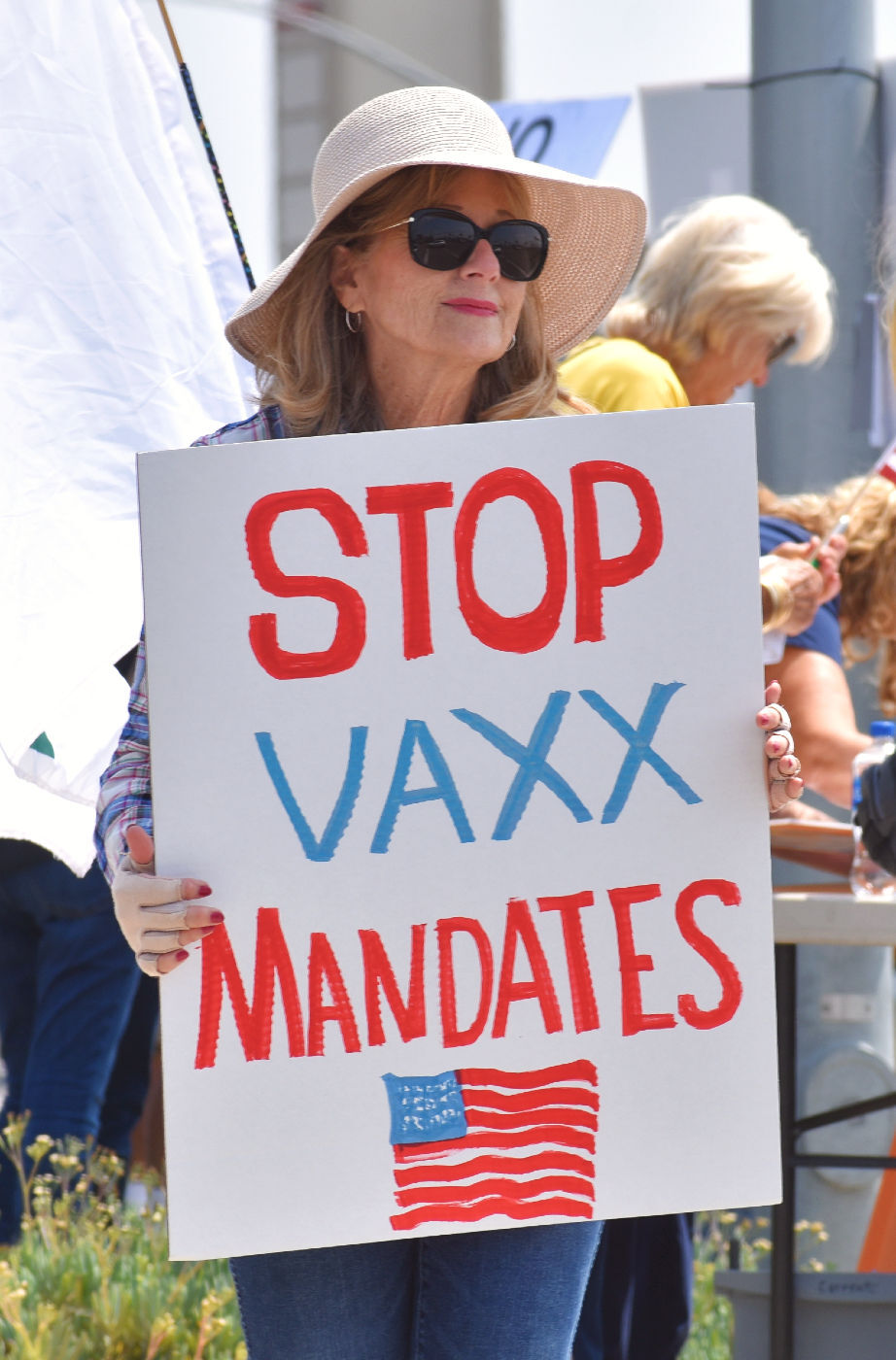 082321-smt-news-stop-mandate-rally-007
